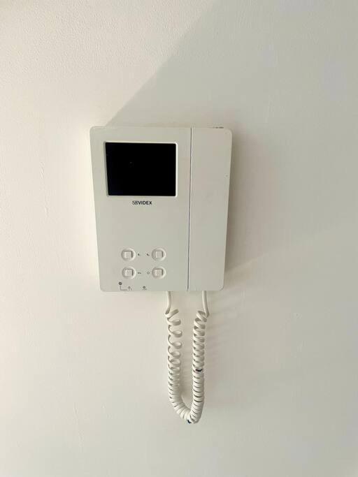#215 1 Bed Serviced Apartment Derby Buitenkant foto